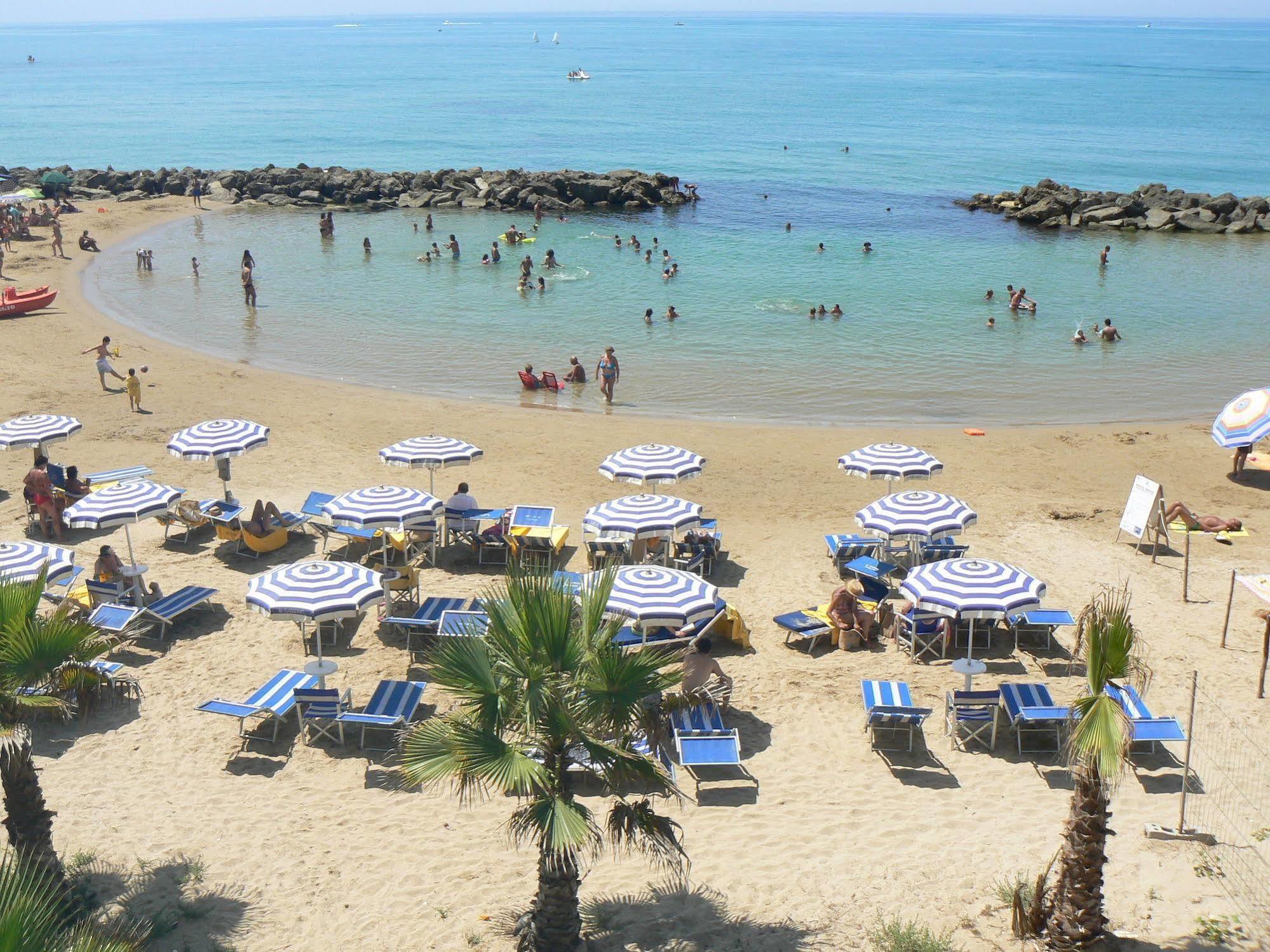 Hotel Sul Mare Al Gabbiano سكولييتي المظهر الخارجي الصورة