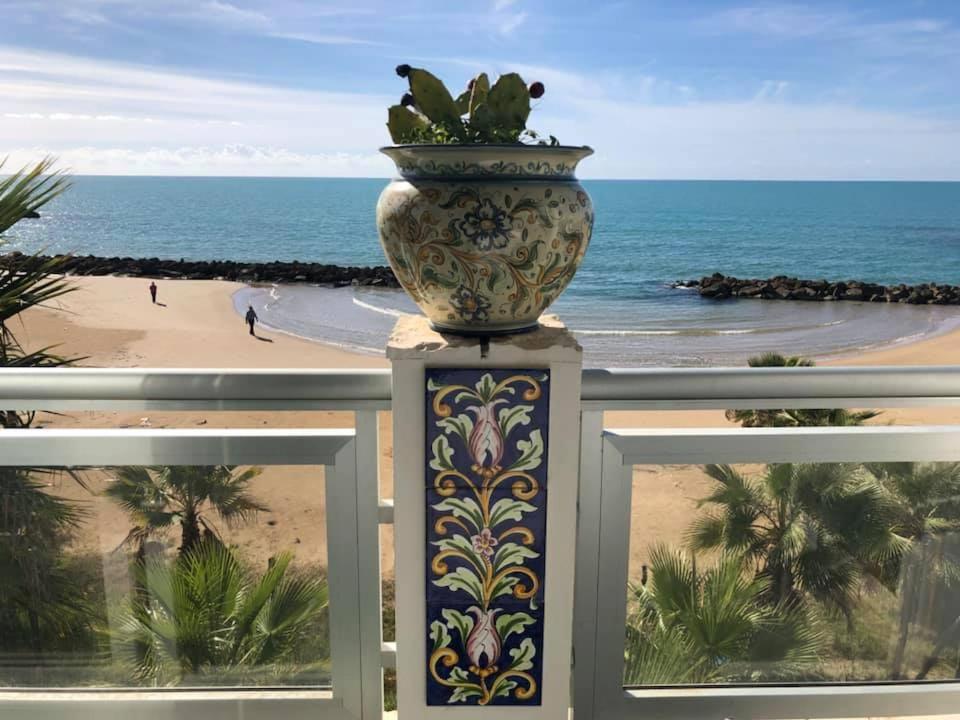 Hotel Sul Mare Al Gabbiano سكولييتي المظهر الخارجي الصورة